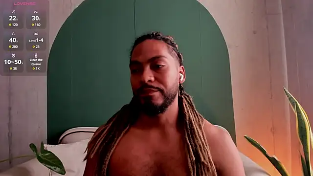 Snapshot of noah_jones__ chatting on 03.11.26 noah jones online show from 03.11.26