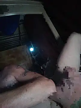 Snapshot of smashb33 chatting on 01.19.26 smashb33 online show from 01.19.26