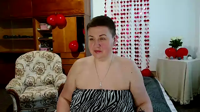 Snapshot of Annet1912 chatting on 02.14.25 Annet1912 online show from 02.14.25