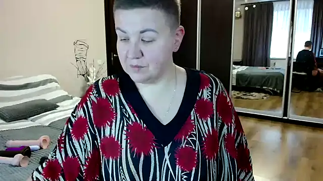 Snapshot of Annet1912 chatting on 12.17.25 Annet1912 online show from 12.17.25