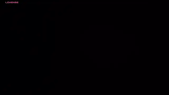 Snapshot of avans_15 chatting on 12.16.25 avans 15 online show from 12.16.25