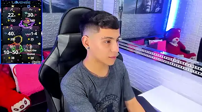 salvadorgomezx online show from 12.02.24