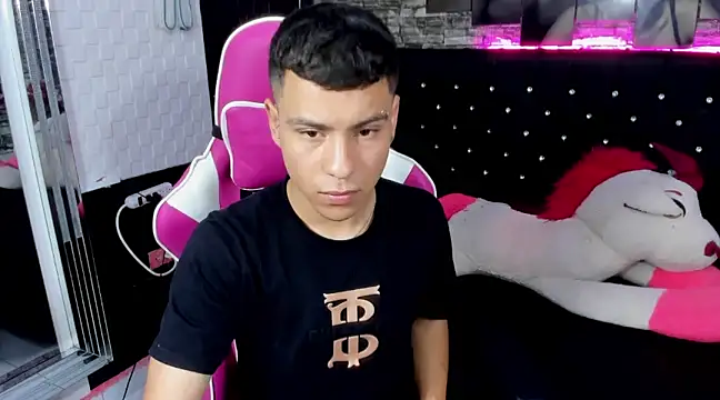 salvadorgomezx online show from 12.05.24