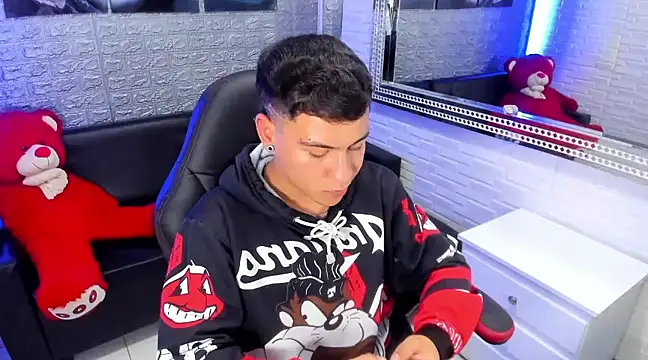 salvadorgomezx online show from 02.05.25