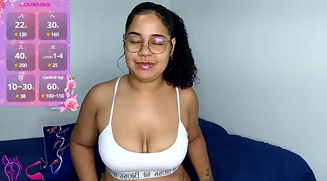 Snapshot of VitoriaFernandes chatting on 01.30.25 VitoriaFernandes online show from 01.30.25