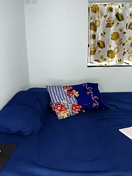 Snapshot of VitoriaFernandes chatting on 02.05.25 VitoriaFernandes online show from 02.05.25