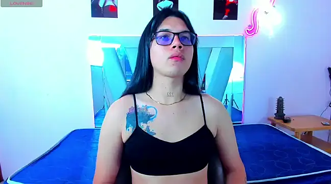 Snapshot of beverly_campbellxxx chatting on 03.07.25 beverly campbellxxx online show from 03.07.25