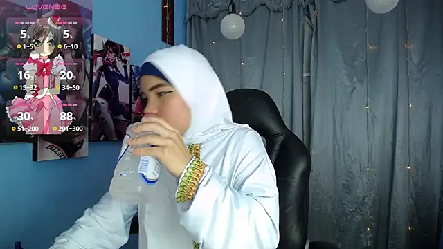 Snapshot of Falak-Yasin chatting on 01.29.25 Falak-Yasin online show from 01.29.25