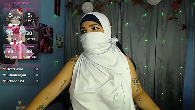 Snapshot of Falak-Yasin chatting on 01.30.25 Falak-Yasin online show from 01.30.25