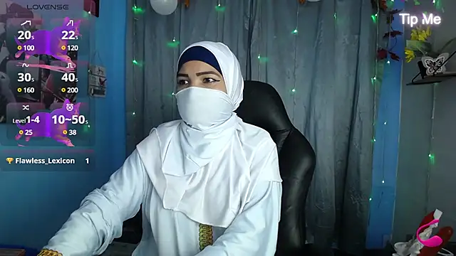 Snapshot of Falak-Yasin chatting on 02.25.25 Falak-Yasin online show from 02.25.25