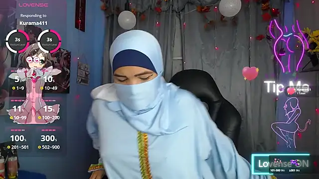 Snapshot of Falak-Yasin chatting on 03.10.25 Falak-Yasin online show from 03.10.25