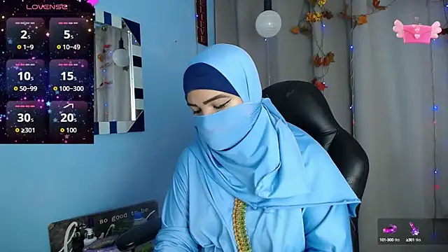 Snapshot of Falak-Yasin chatting on 09.13.25 Falak-Yasin online show from 09.13.25