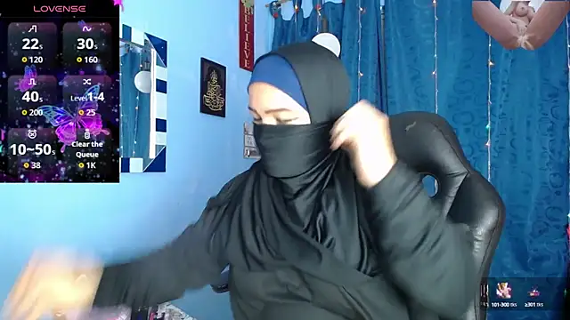 Snapshot of Falak-Yasin chatting on 09.23.25 Falak-Yasin online show from 09.23.25