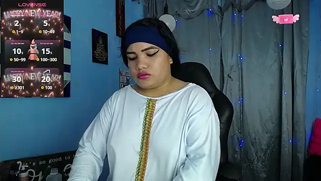 Snapshot of Falak-Yasin chatting on 10.28.25 Falak-Yasin online show from 10.28.25