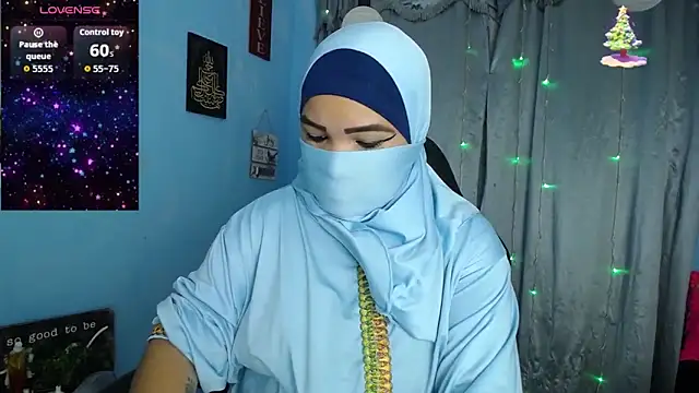 Snapshot of Falak-Yasin chatting on 11.07.25 Falak-Yasin online show from 11.07.25