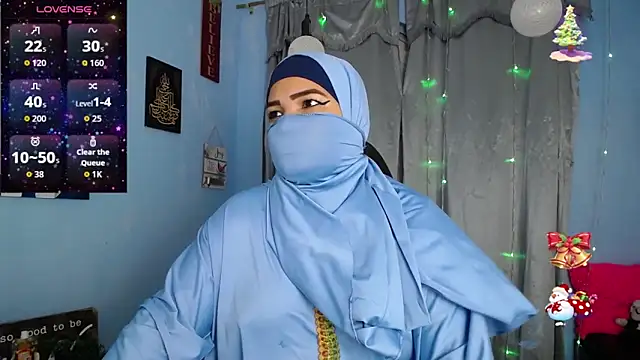 Snapshot of Falak-Yasin chatting on 11.24.25 Falak-Yasin online show from 11.24.25