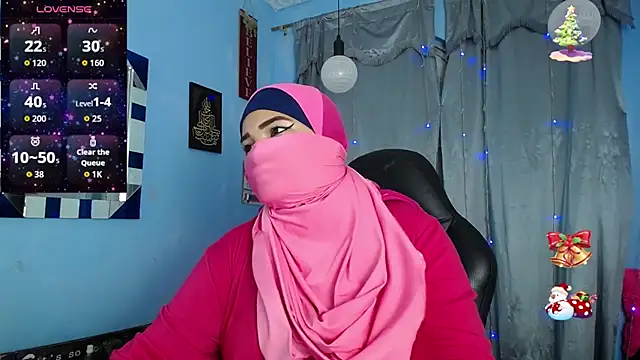 Snapshot of Falak-Yasin chatting on 11.26.25 Falak-Yasin online show from 11.26.25