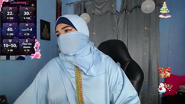 Snapshot of Falak-Yasin chatting on 11.30.25 Falak-Yasin online show from 11.30.25