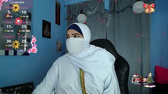 Snapshot of Falak-Yasin chatting on 12.15.25 Falak-Yasin online show from 12.15.25