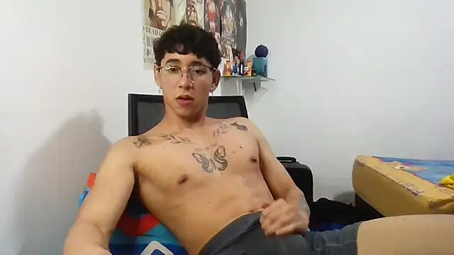 Snapshot of Dillom420 chatting on 01.30.25 Dillom420 online show from 01.30.25