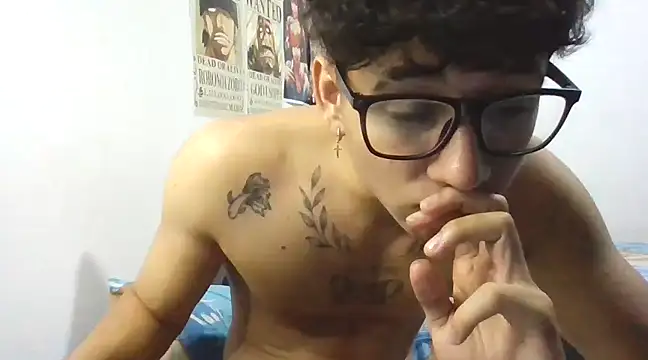 Snapshot of Dillom420 chatting on 03.07.25 Dillom420 online show from 03.07.25