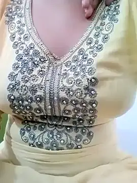 Snapshot of Arohi_is_Live chatting on 12.26.24 Arohi is Live online show from 12.26.24