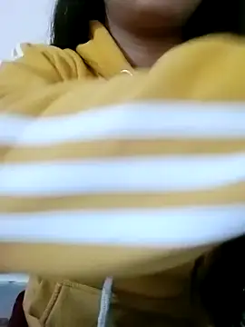 Snapshot of Arohi_is_Live chatting on 01.14.25 Arohi is Live online show from 01.14.25