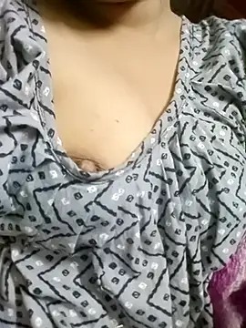 Snapshot of Arohi_is_Live chatting on 03.19.25 Arohi is Live online show from 03.19.25