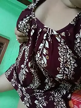 Arohi is Live online show from 07.27.26
