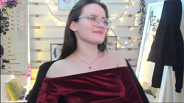 Snapshot of Josephine_jo chatting on 12.17.25 Josephine jo online show from 12.17.25