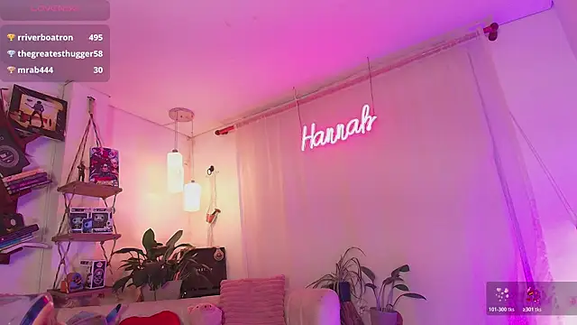 Snapshot of HANNAH_LOVEE chatting on 07.07.26 HANNAH LOVEE online show from 07.07.26
