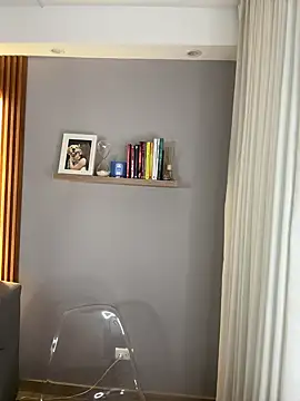 FridaKlein online show from 03.04.25