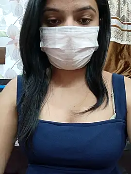 Myloveurvi online show from 02.24.25