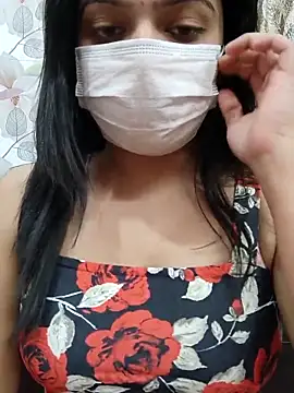 Myloveurvi online show from 02.28.25