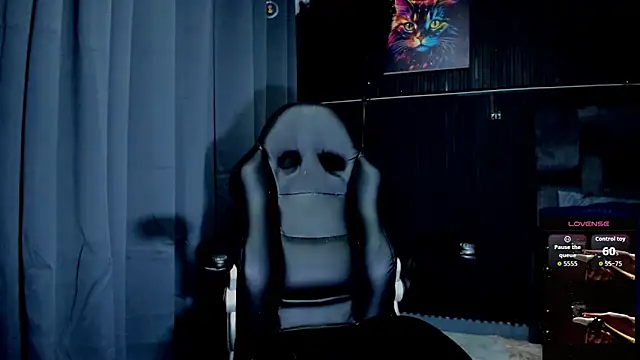 Snapshot of ZhoeStrong chatting on 11.18.25 ZhoeStrong online show from 11.18.25