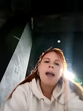 Snapshot of aurora_sky11 chatting on 01.07.25 aurora sky11 online show from 01.07.25