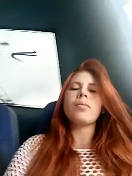 Snapshot of aurora_sky11 chatting on 02.25.25 aurora sky11 online show from 02.25.25