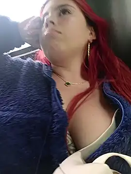 Snapshot of aurora_sky11 chatting on 11.10.25 aurora sky11 online show from 11.10.25