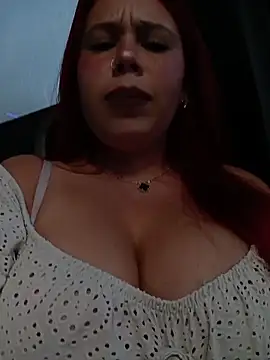 Snapshot of aurora_sky11 chatting on 12.02.25 aurora sky11 online show from 12.02.25