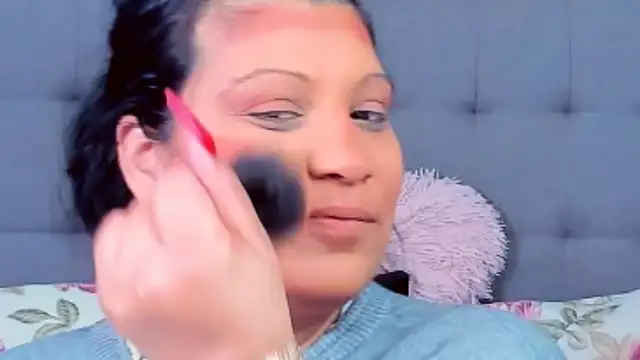 AmyCubes online show from 02.16.25