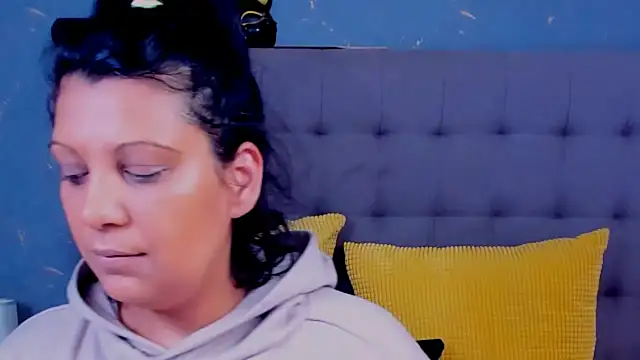 AmyCubes online show from 03.07.25