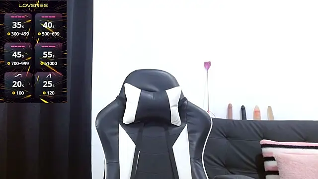 Kiara-Rider online show from 09.23.25