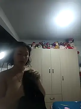 kendaall jenner  online show from 12.18.24