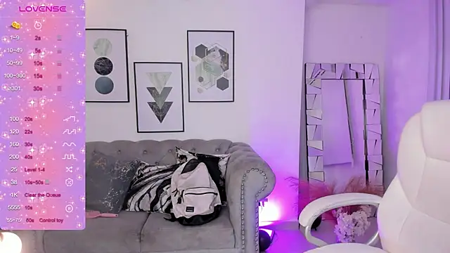 kendaall jenner  online show from 01.10.25