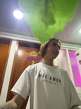 Nikol Rang   online show from 02.13.25