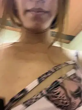 Nikol Rang   online show from 02.20.25