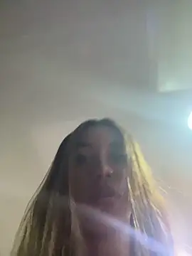 Nikol Rang   online show from 02.21.25