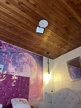 Nikol Rang   online show from 02.25.25