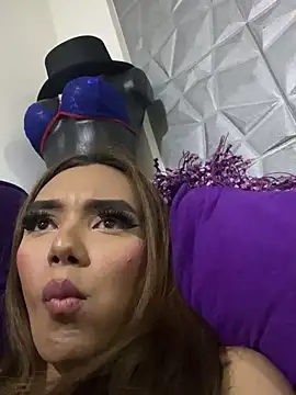 Nikol Rang   online show from 03.11.25