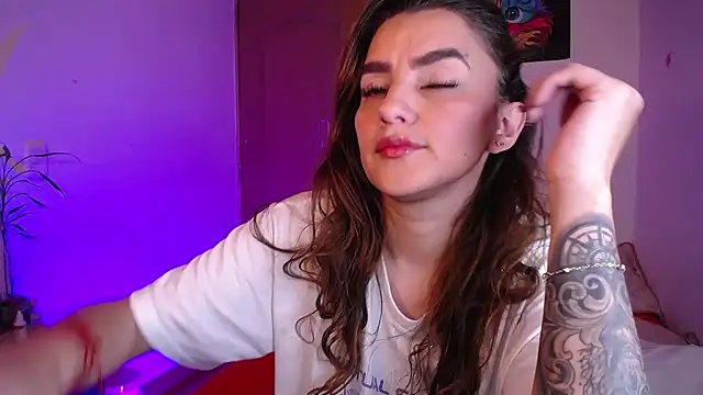 Lu perez online show from 12.05.25